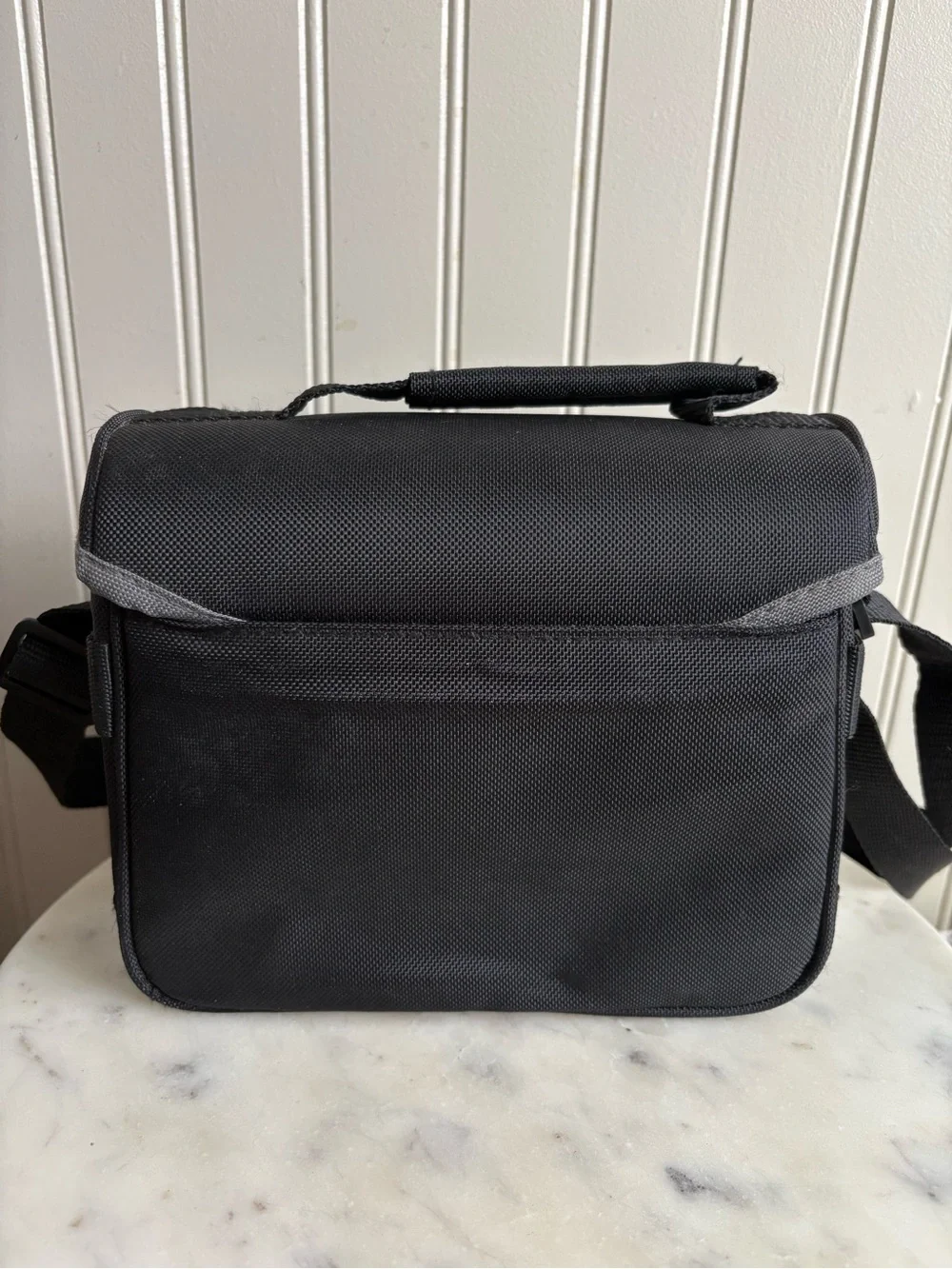 Sony Cushioned Camera Bag LCS-X20 Black Faux Leather Adjustable Strap w/Pockets